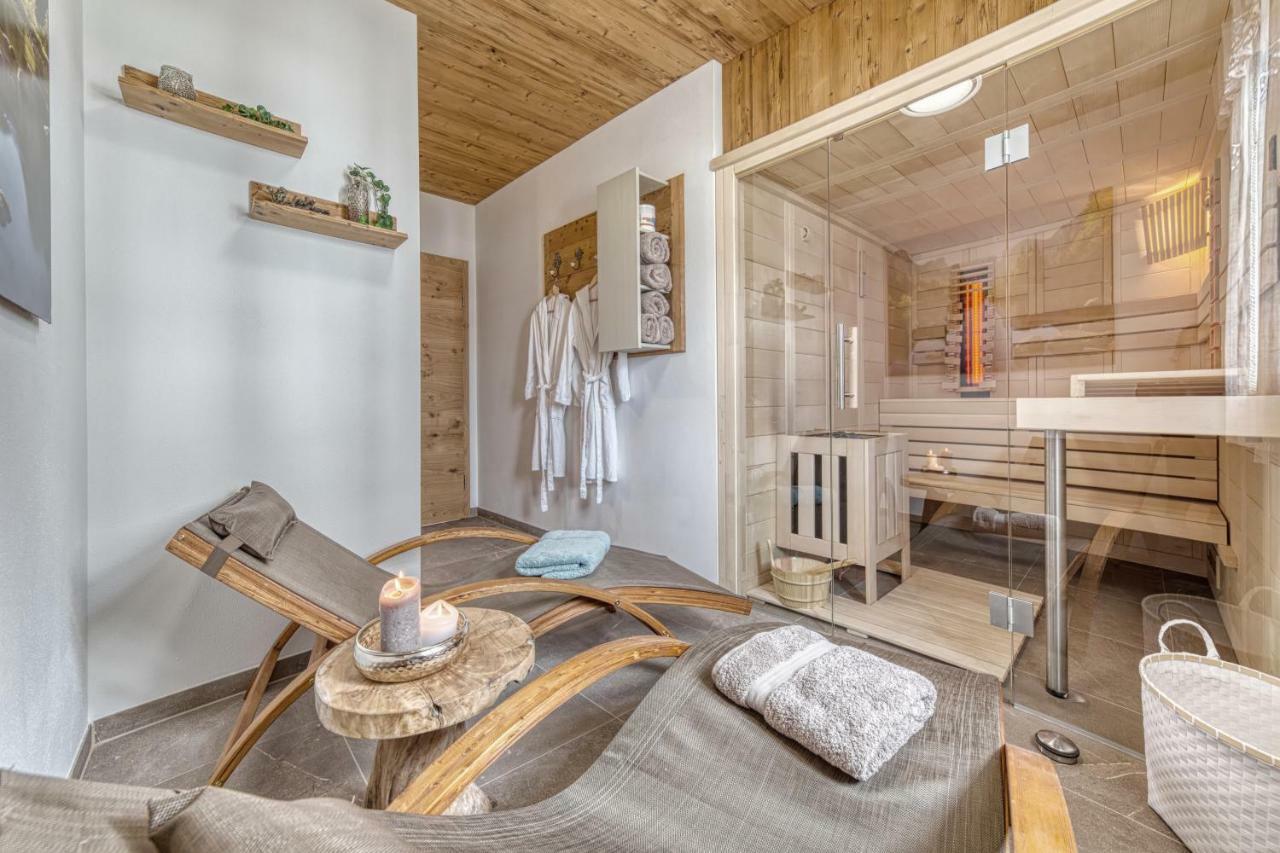 Pension Und Ferienchalets Zum Lebzelter Фрайунг Екстериор снимка