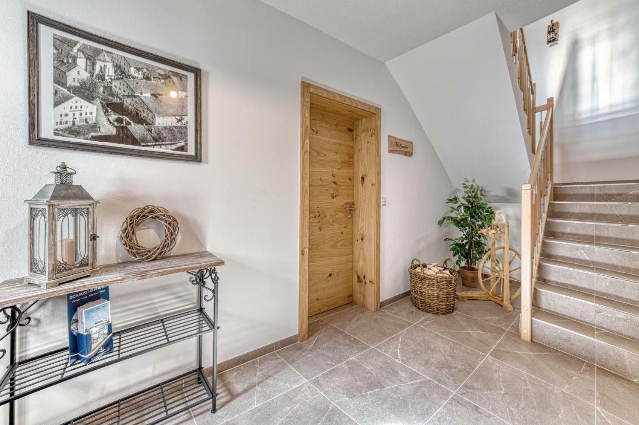 Pension Und Ferienchalets Zum Lebzelter Фрайунг Екстериор снимка